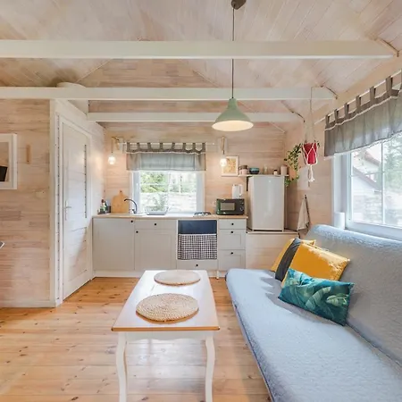 Jaktstuga W Dolinie Wiezycy Szymbark (Pomerania)