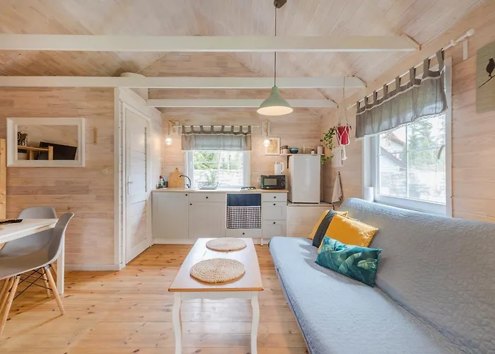 Lodge W Dolinie Wiezycy Szymbark (Pomerania)