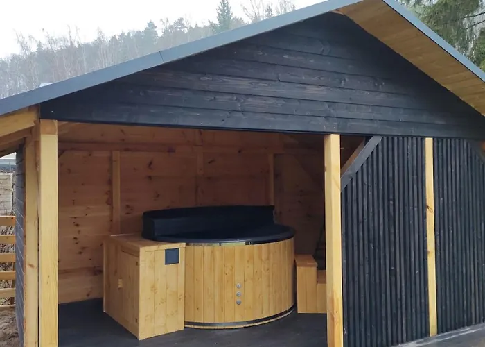 W Dolinie Wiezycy Lodge Szymbark (Pomerania)